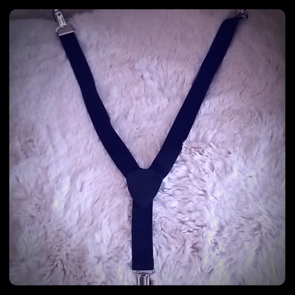Baby suspenders 🤓